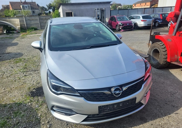 Opel Astra cena 37500 przebieg: 32000, rok produkcji 2020 z Krotoszyn małe 781